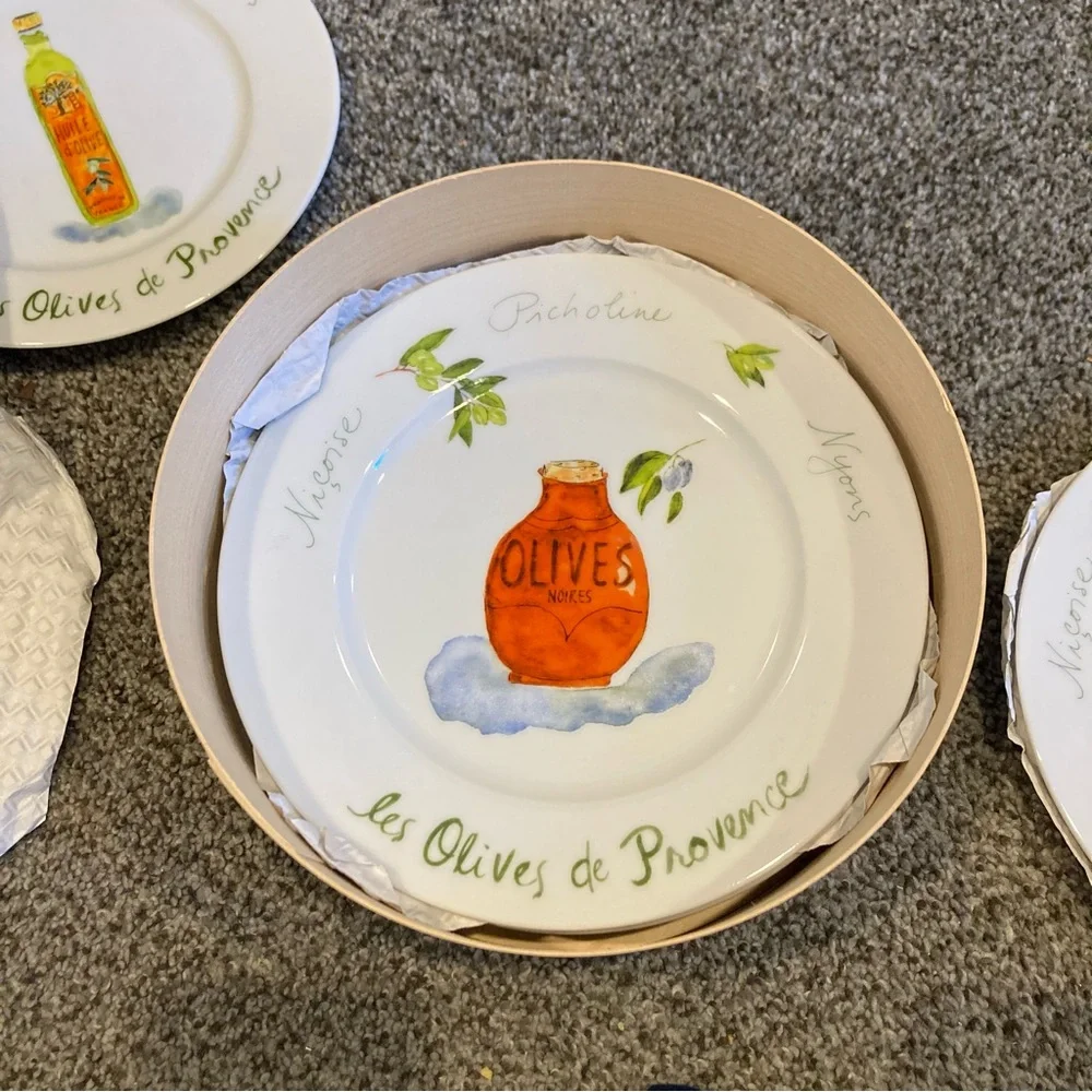 Crate & Barrel Les Olives de Provence Revol France 7.5” Plates Set of 6 NEW